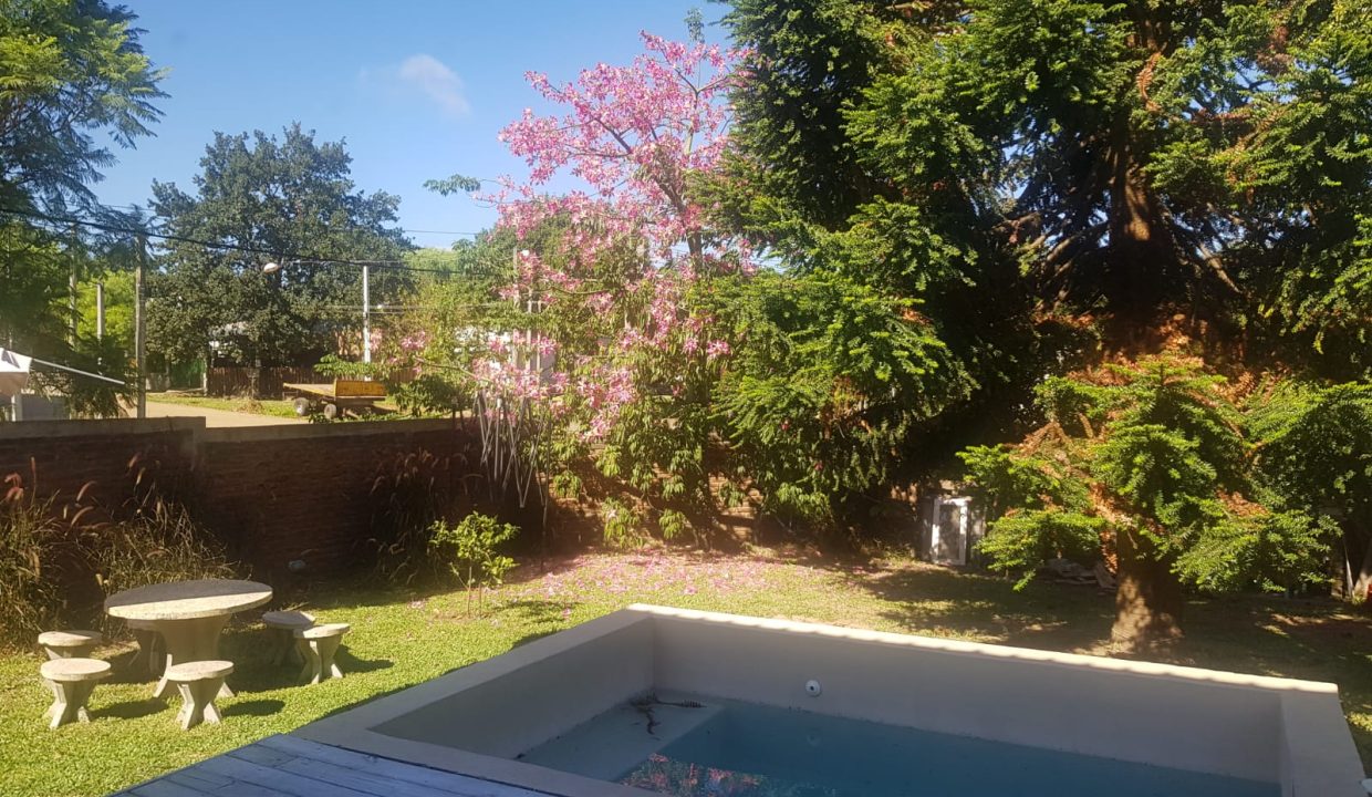 aa8ccb4c-8c8d-451f-ba6f-8e4dc997fbe8