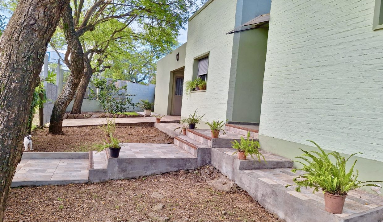 cb39d5a0-2a01-4022-ad9e-995bf9728656