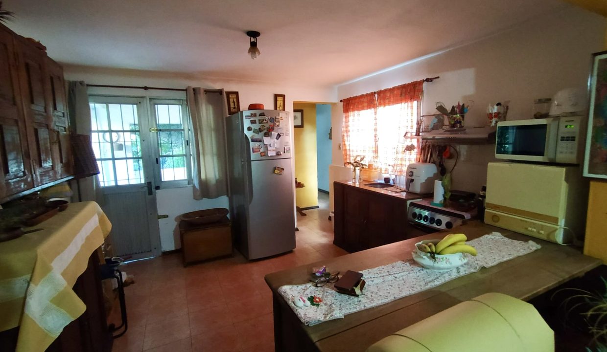 00716e80-4209-4300-a911-725a6d44c963