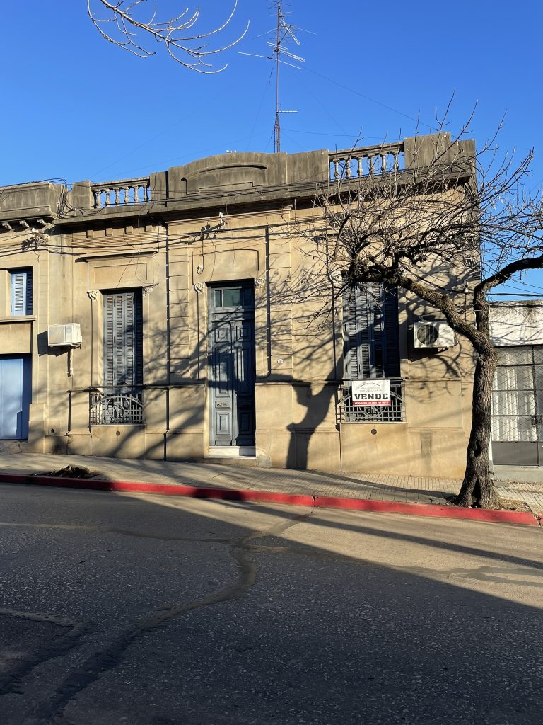 Casa en venta Rivera 616