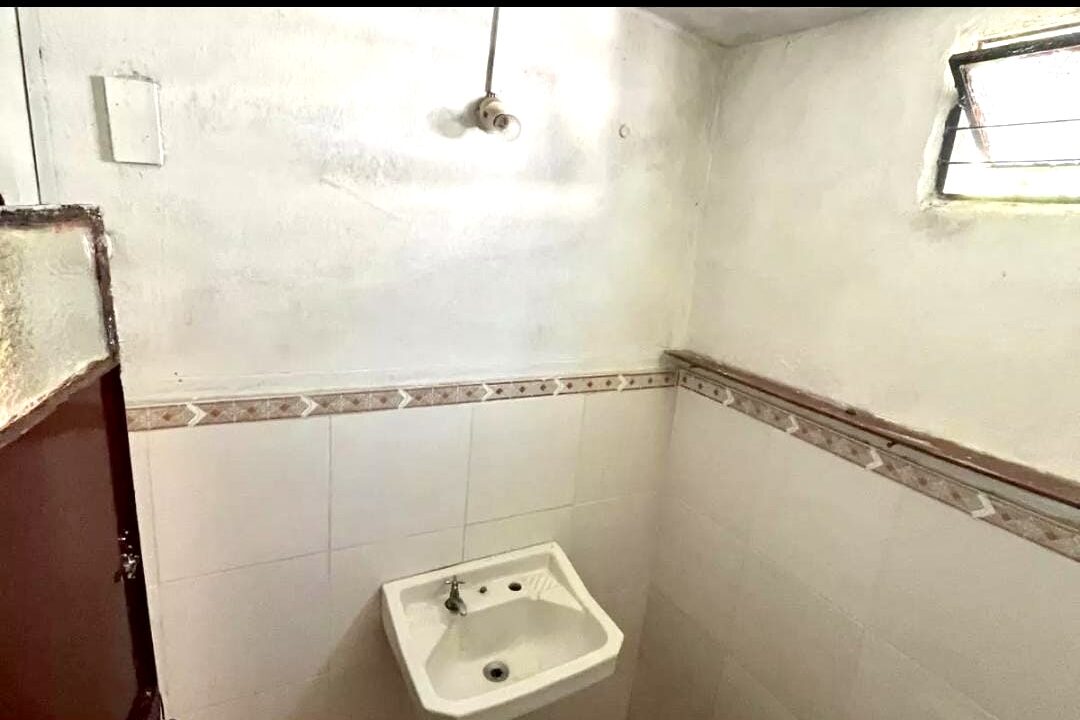 2b2199dc-d660-4a0a-88b9-e424659a6175